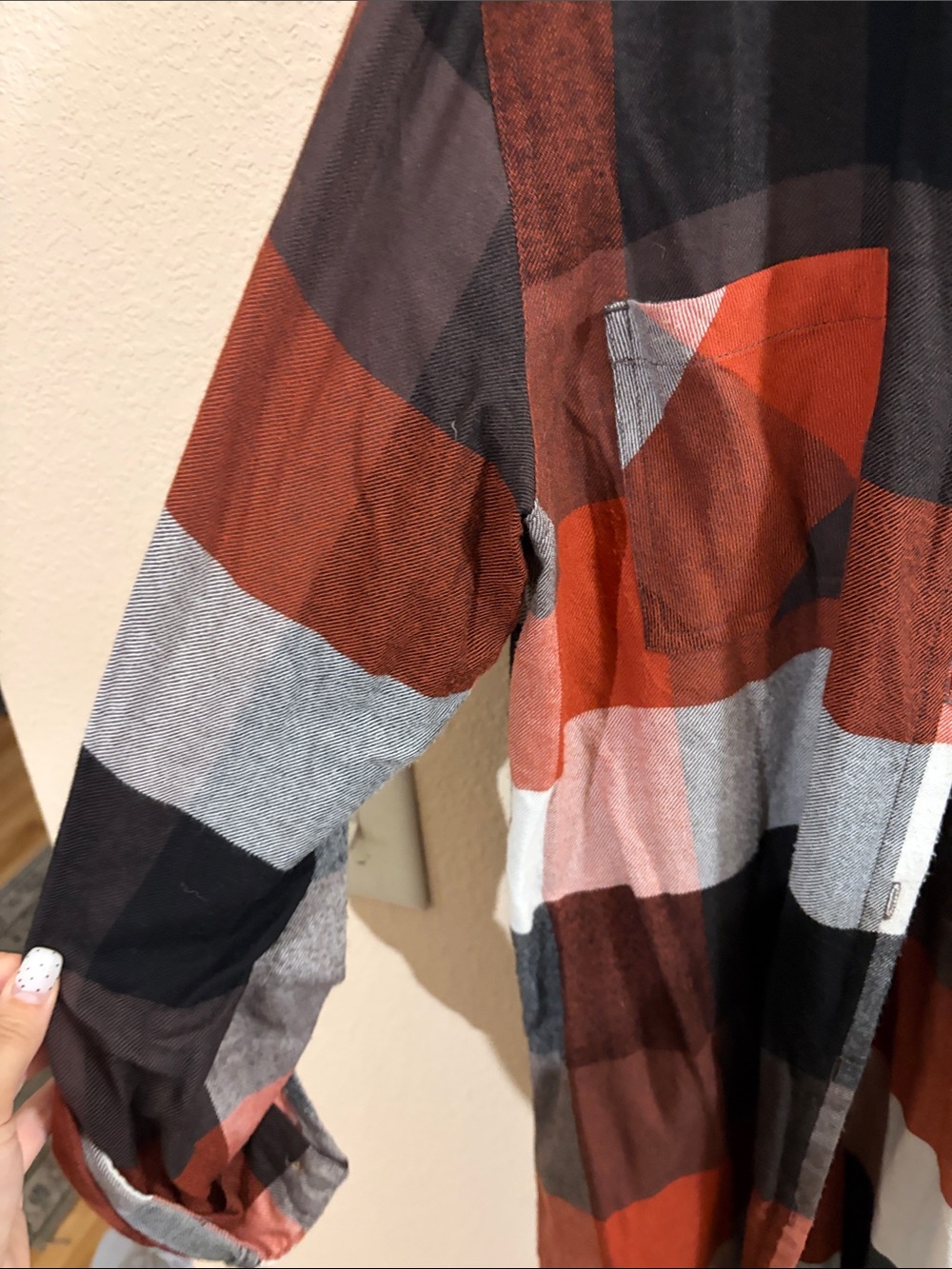 Women's Rust Plaid Button Duster - Picture 3 of 5